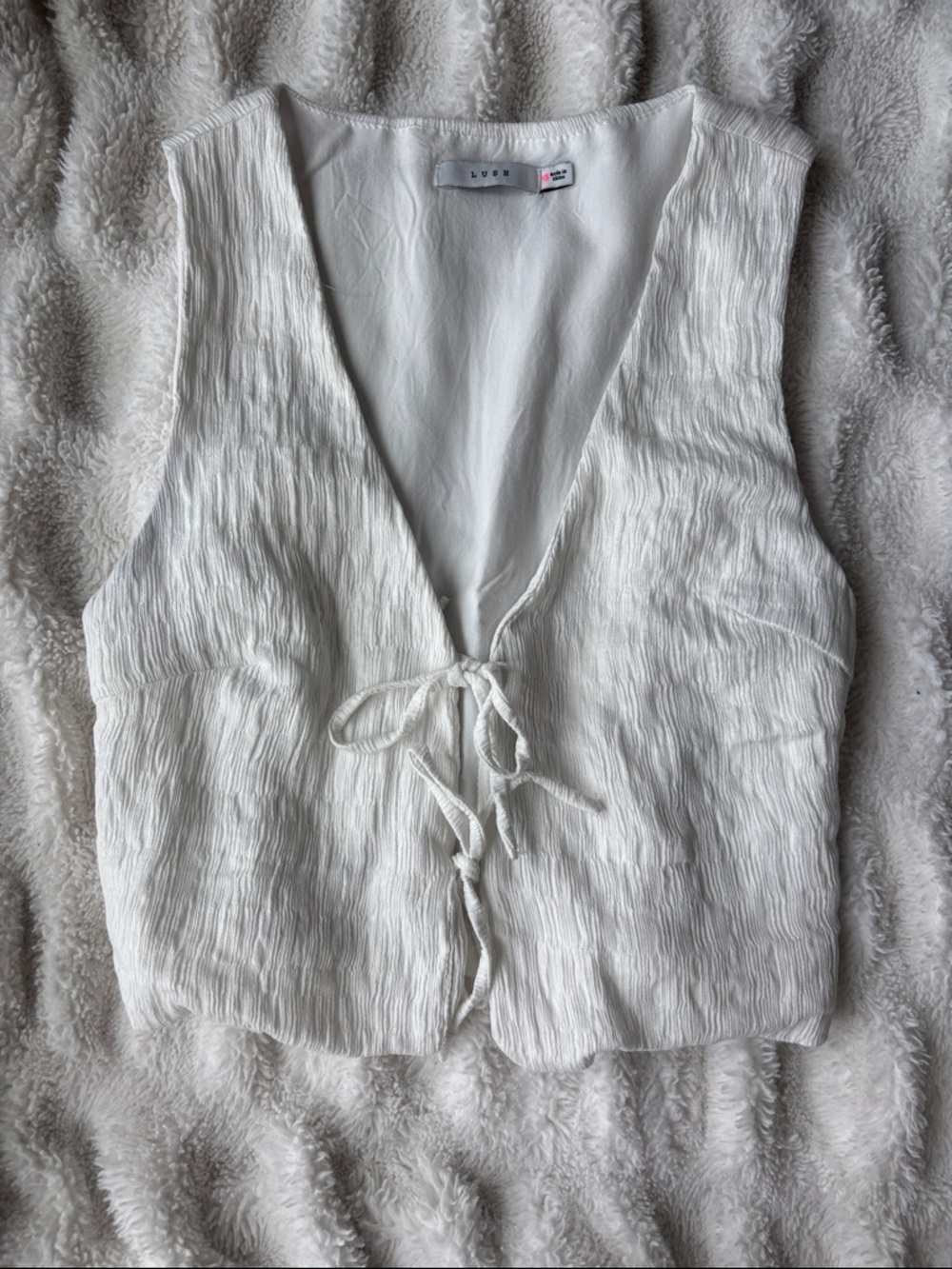 Nordstrom White Textured Tie-Front Crop Vest Crop top